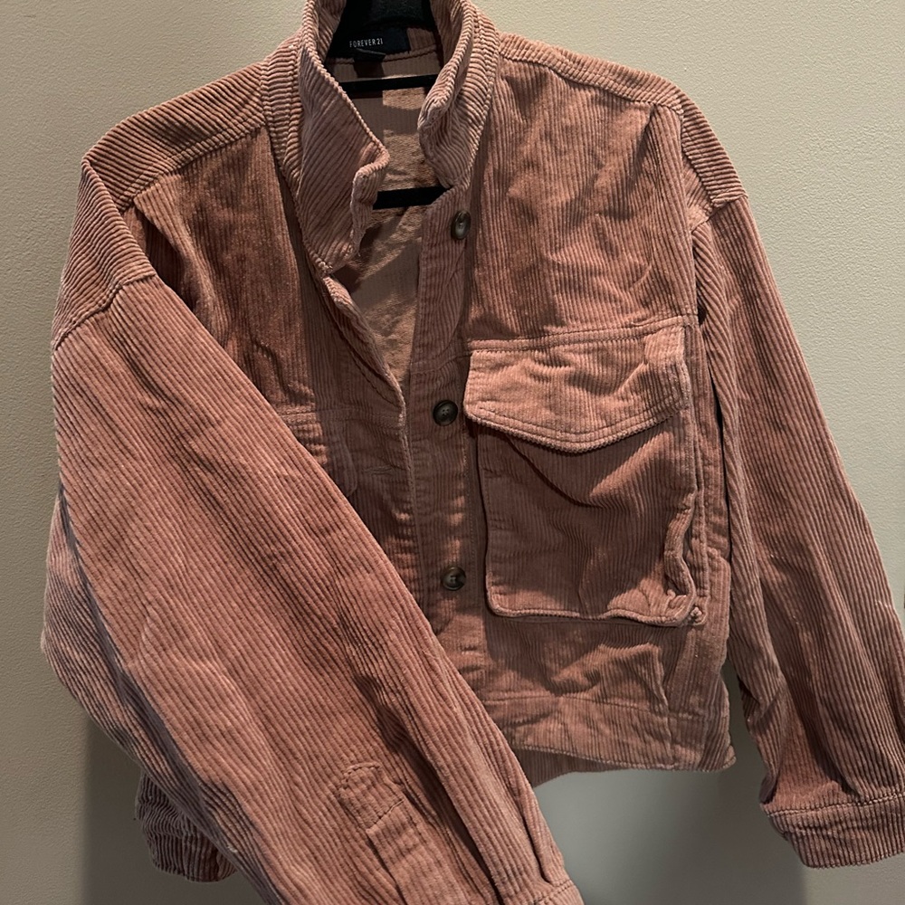 Womens cropped Corduroy Jacket in light brown